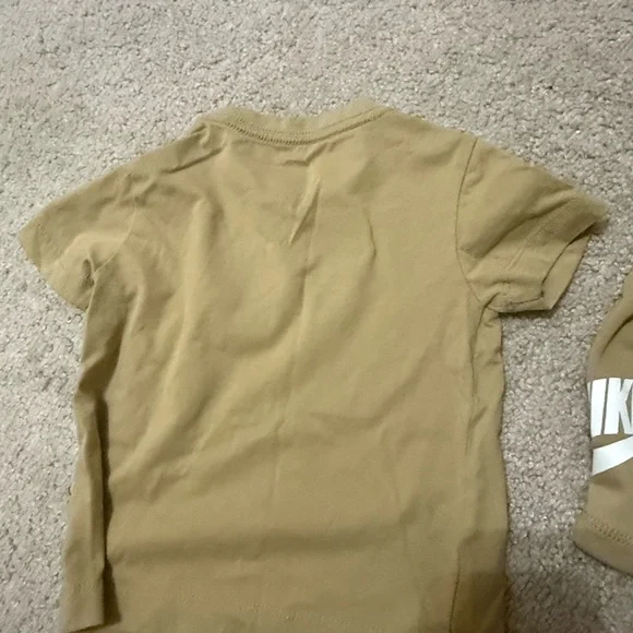 Nike Kids Olive T-Shirt and Shorts Set - Picture 4 of 4